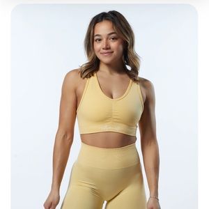 Alphalete amplify Bra XS